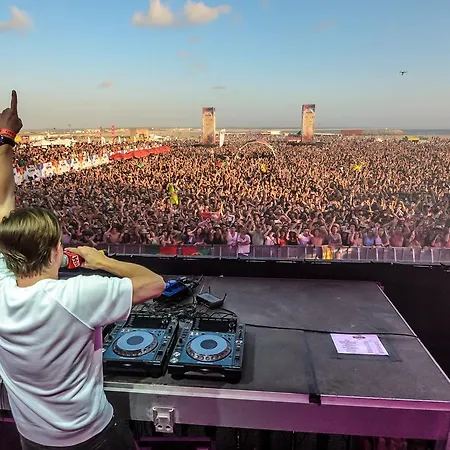 Casino & Apartamento *