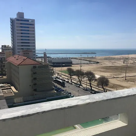 Casino &
